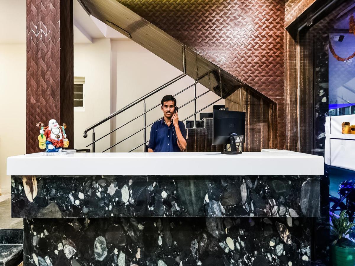 The Elite Inn Visakhapatnam Eksteriør bilde