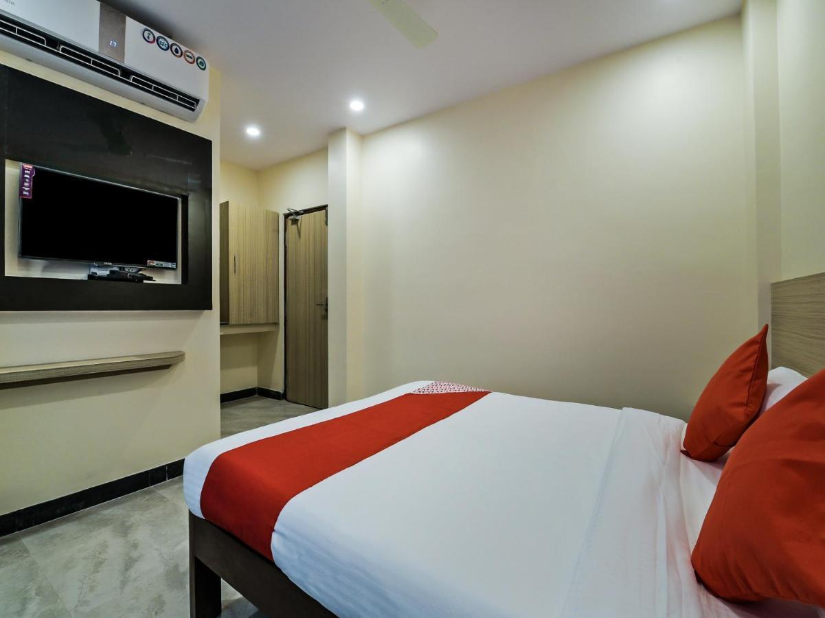 The Elite Inn Visakhapatnam Eksteriør bilde